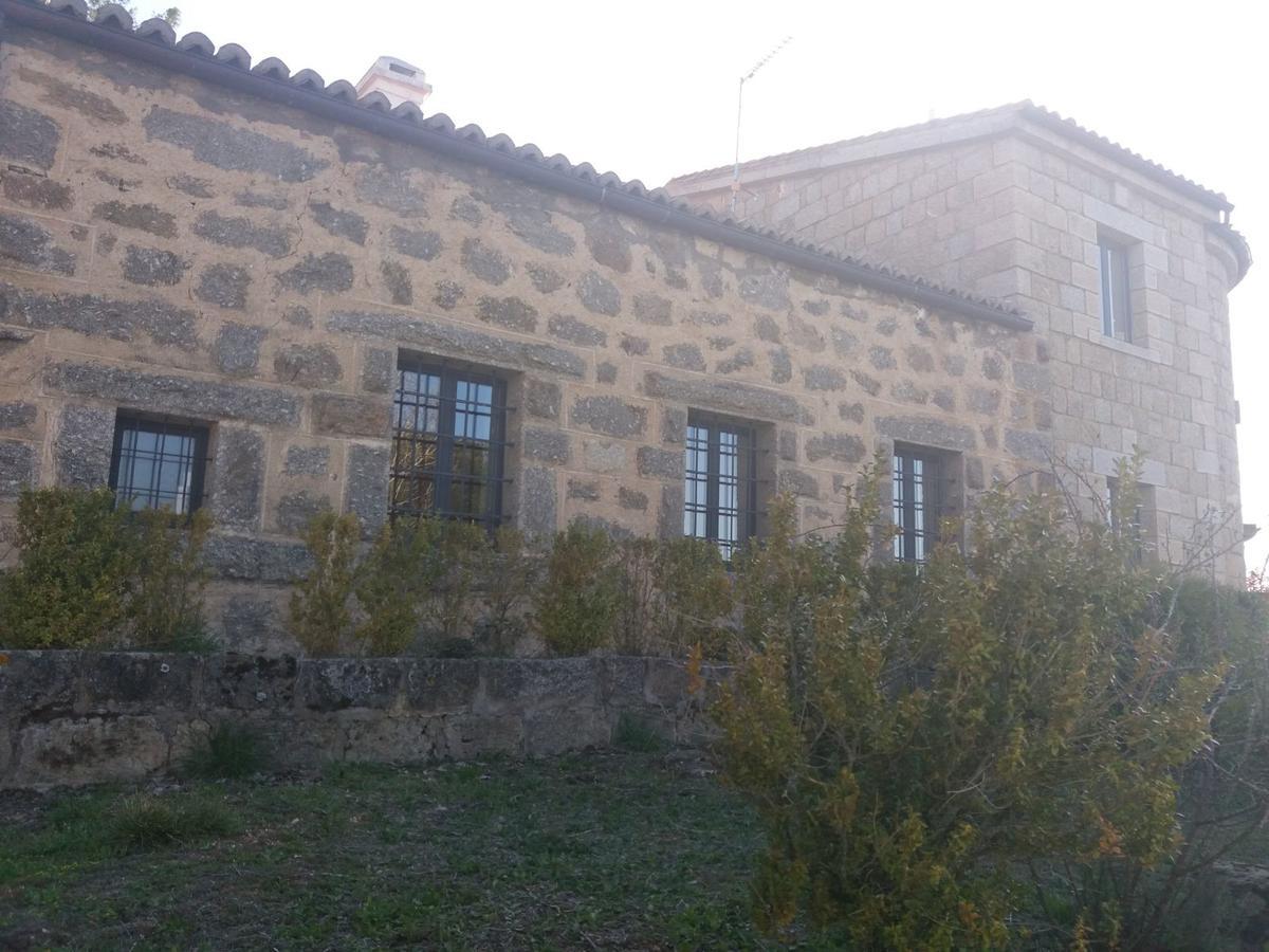 Casa Rural de Benjamin Palencia Villafranca de la Sierra Exterior foto